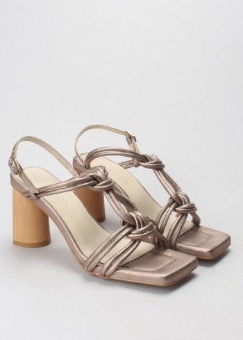 mar sandalia nudos metal... 2