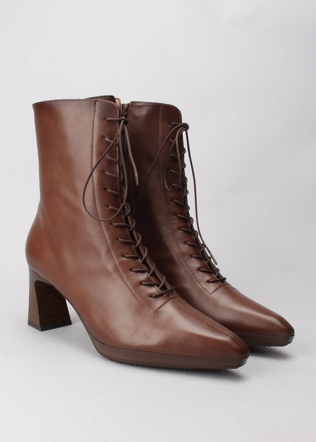 botin plataforma cordones soho avellana