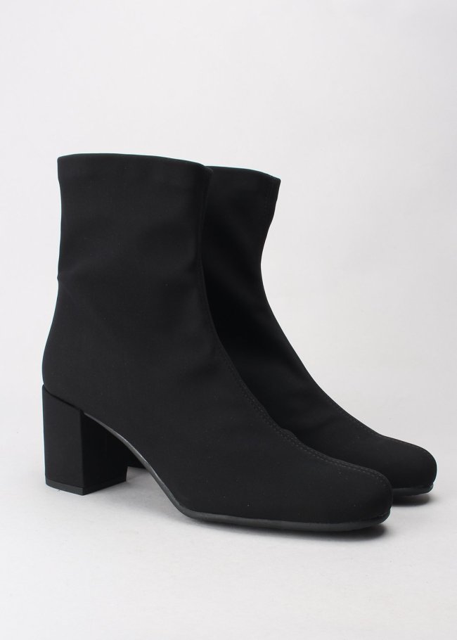 botin scoth negro