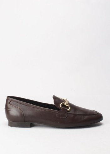 mocasin adorno metal napa...