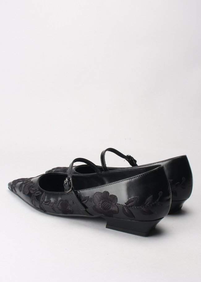 salon bordado boston negro