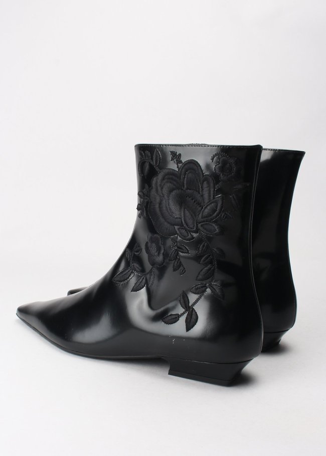 botin bordado boston negro
