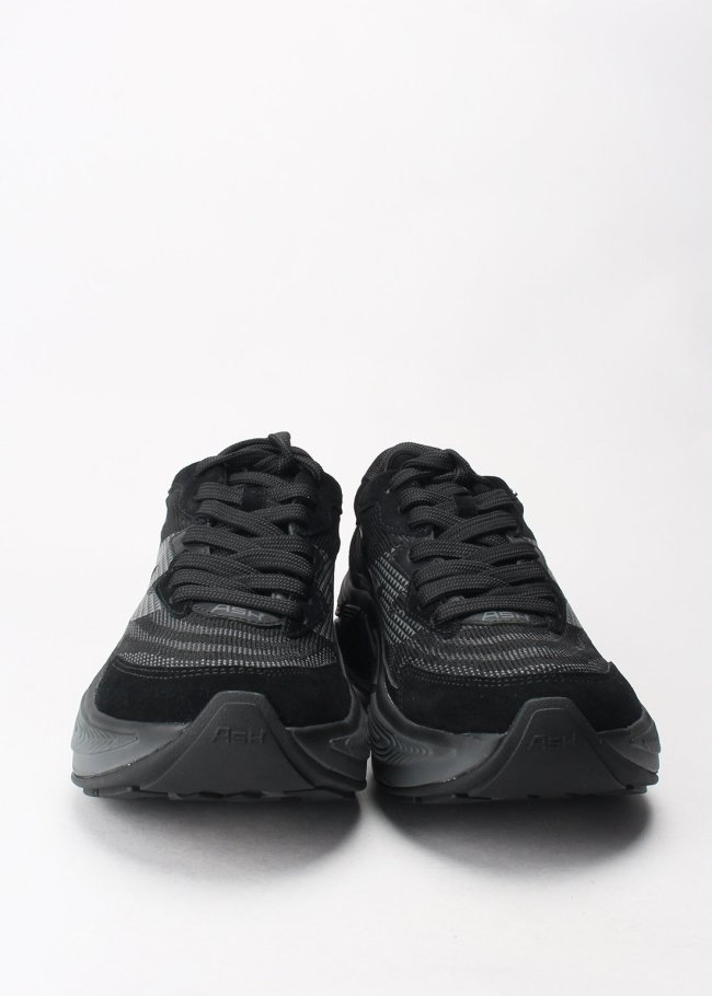 deportiva calf suede black