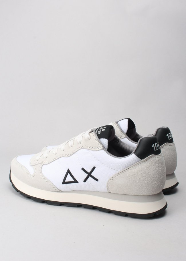 deportiva tom solid blanco