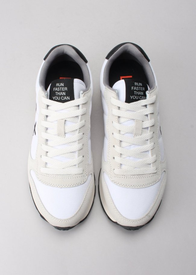 deportiva tom solid blanco