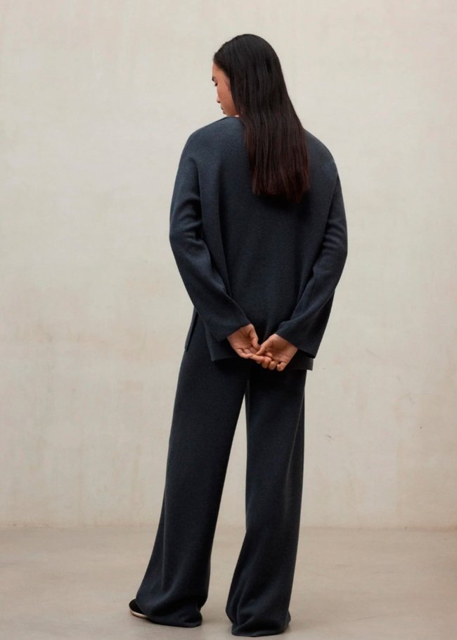 knit woman storm blue 148