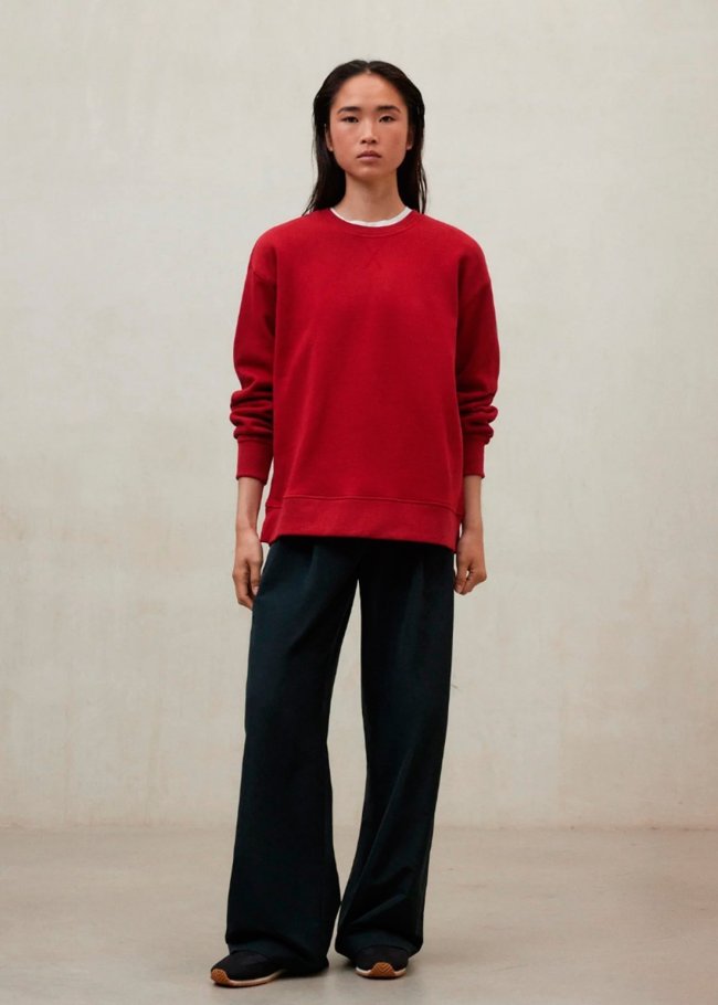 knit woman crimson red 655