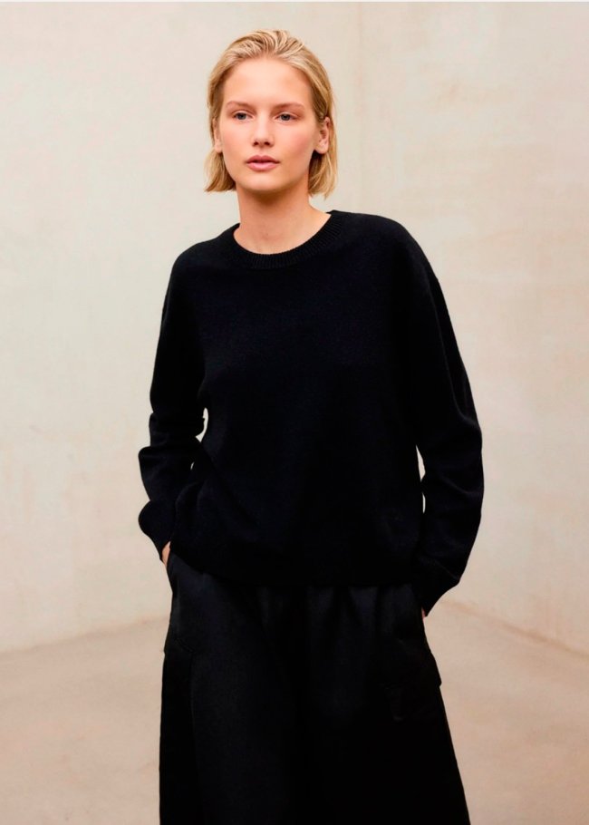 knit woman black 319