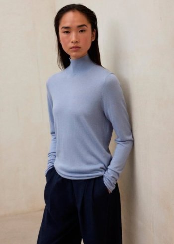 knit woman blue lilac 289