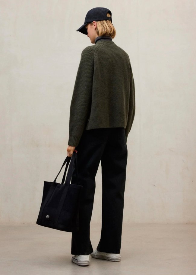 knit woman vintage green 218