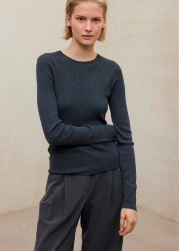 knit woman storm blue 148