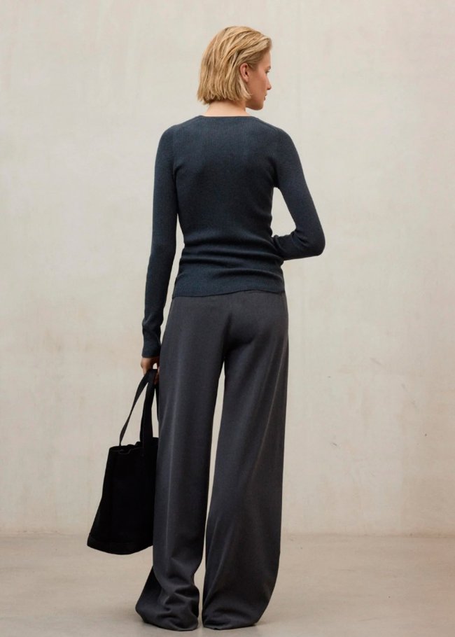 knit woman storm blue 148