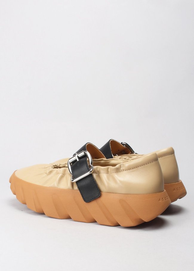 tura cove sheep patent leather skin