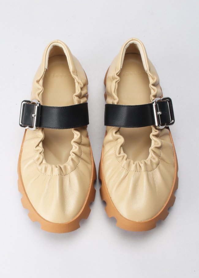 tura cove sheep patent leather skin