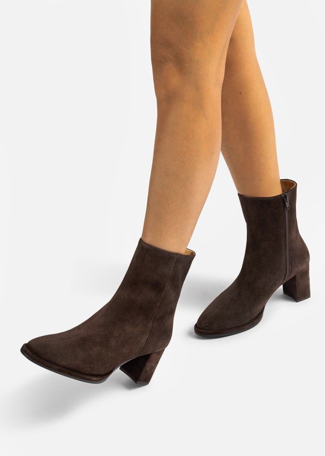 botin suede brown