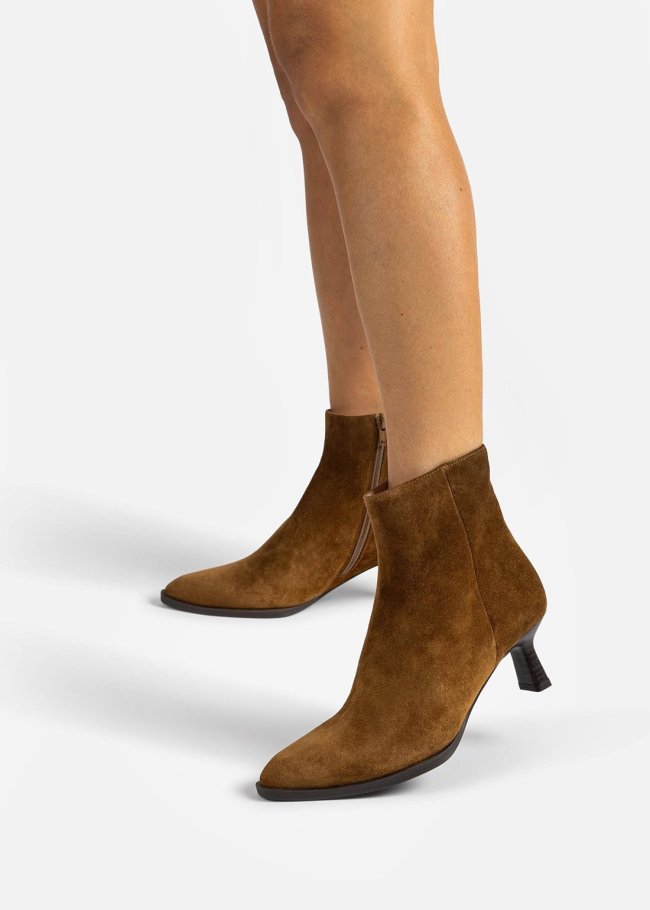 botin suede tanger