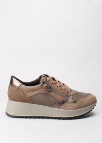 deportiva serraje fango