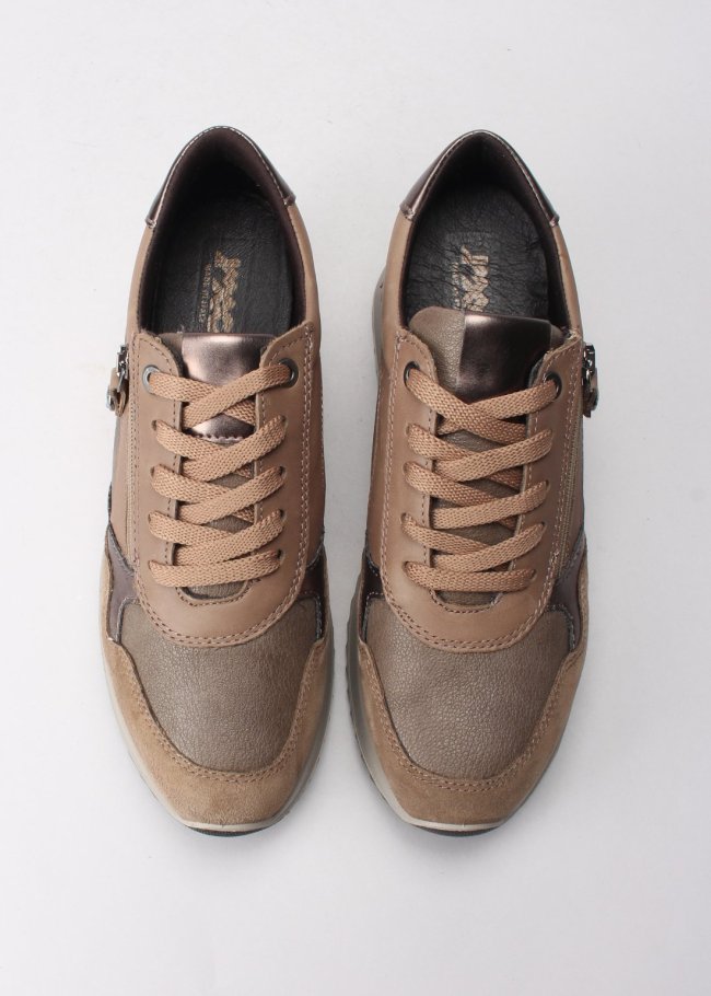 deportiva serraje fango