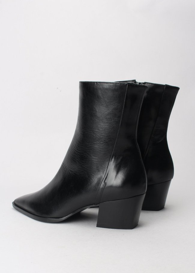 botin lux negro