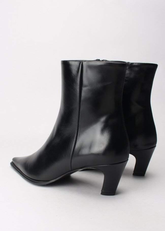 botin lux negro