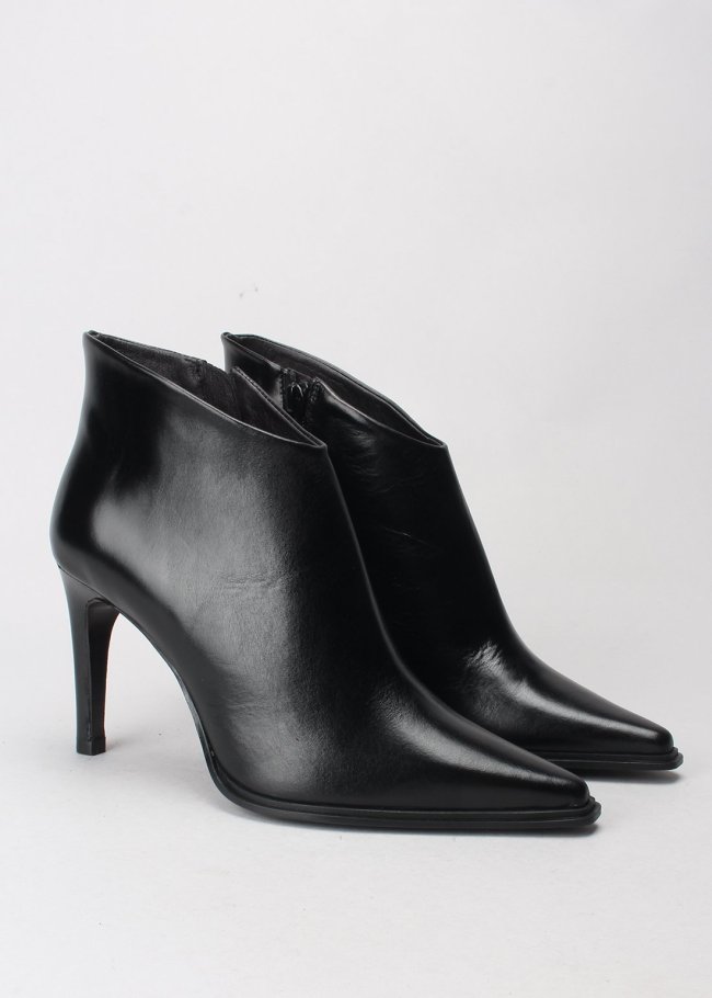 botin lux negro