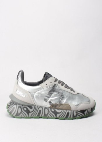 deportiva sensei moon plata