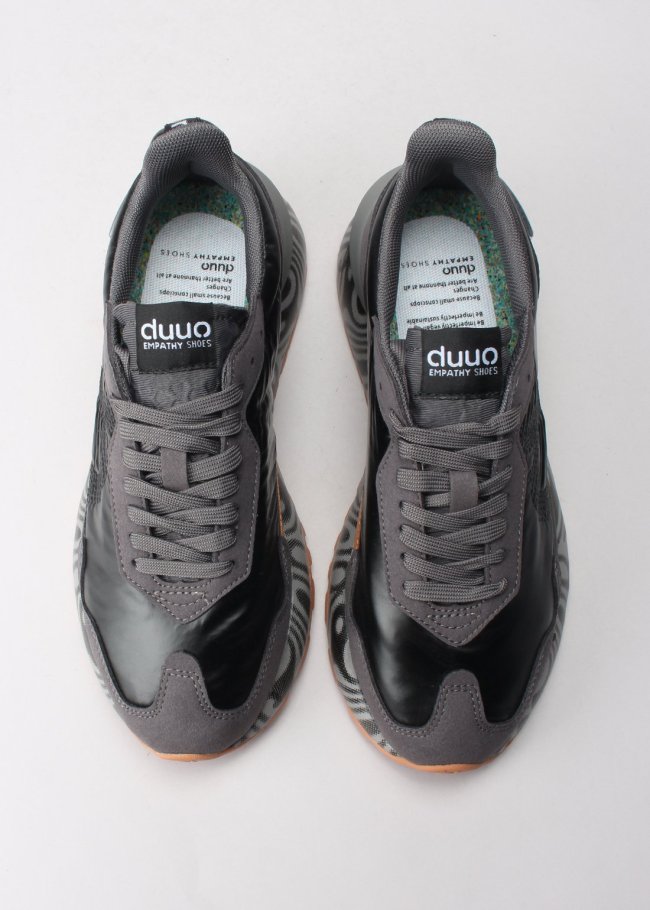 deportiva sensei moon negro