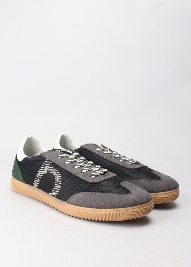 deportiva ona lace jogging negro