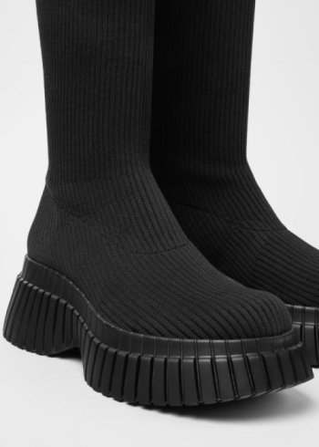 bota bcn ganxet negro 2