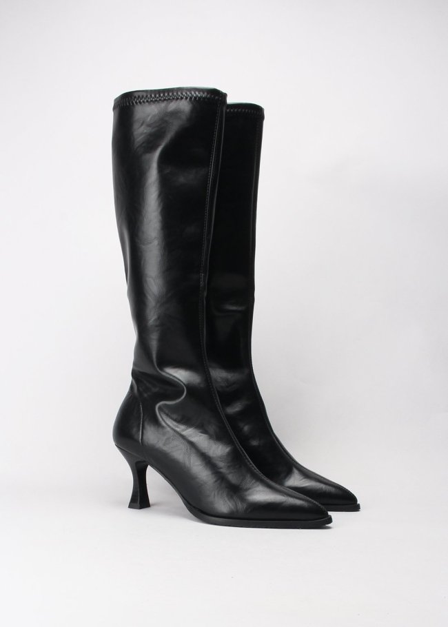 bota zeta plus malori negro