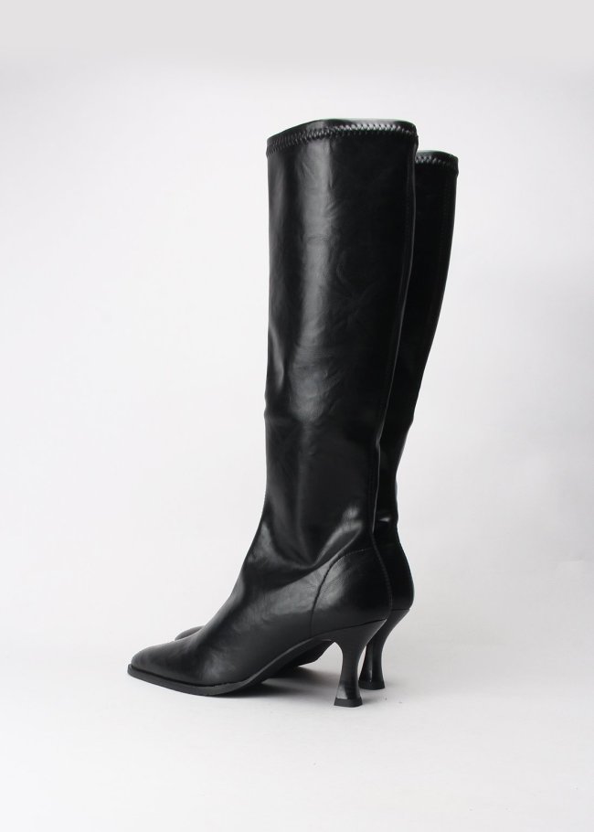 bota zeta plus malori negro