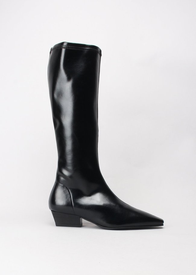 bota telma malori negro