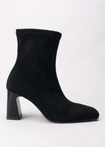botin joy malori negro