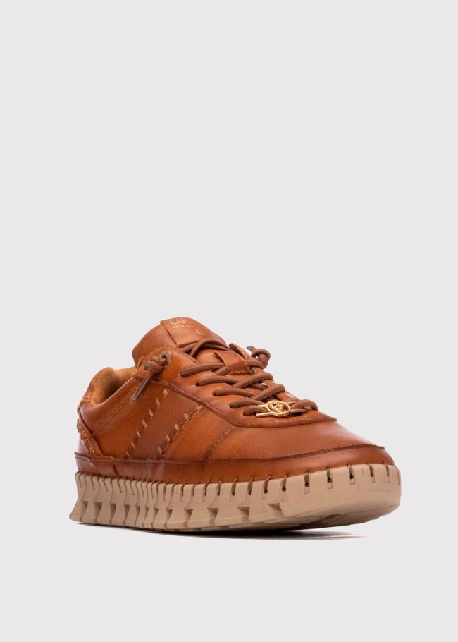 deportiva piel camel