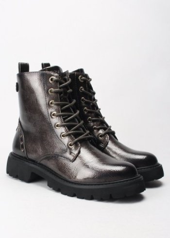 botin charol gris 2