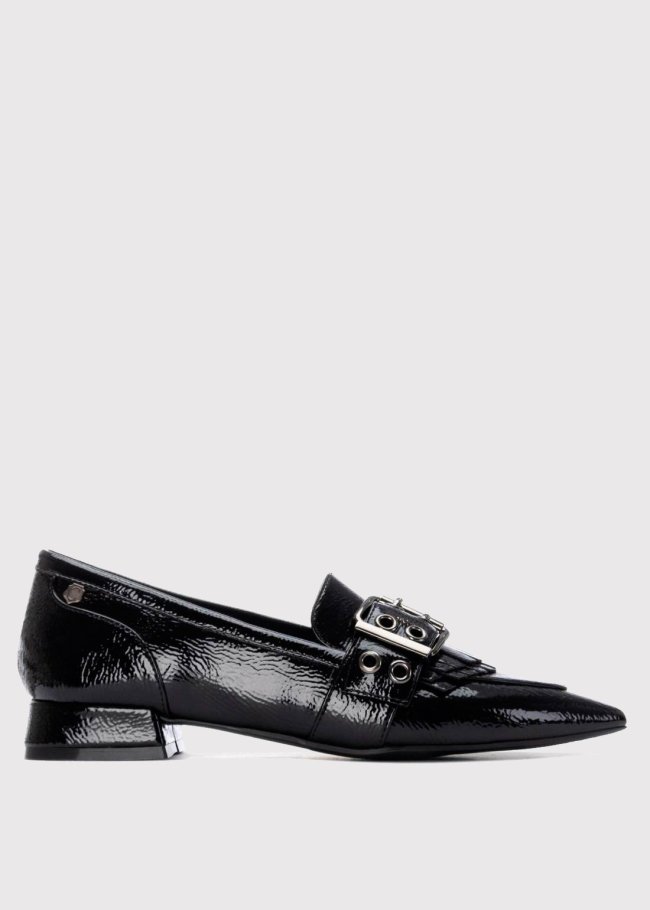 mocasin hebilla charol negro