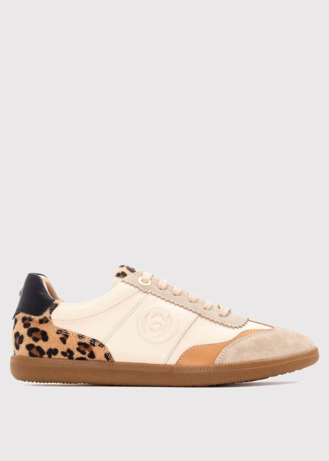 deportiva piel beige