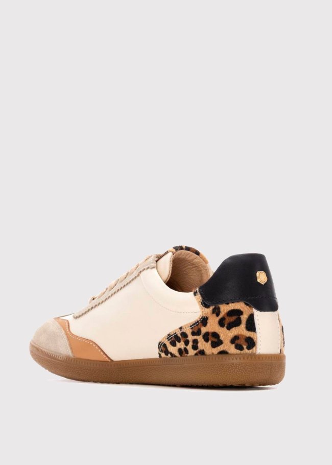 deportiva piel beige