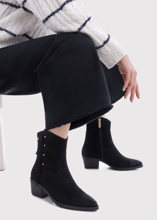 botin campero flecos serraje negro