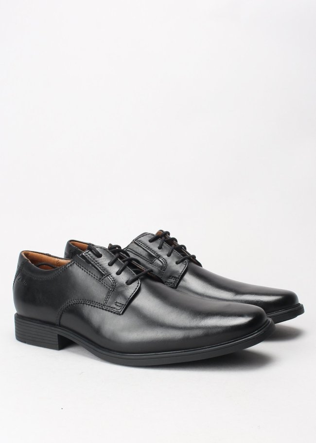 tilden plain black leather