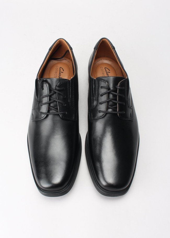 tilden plain black leather