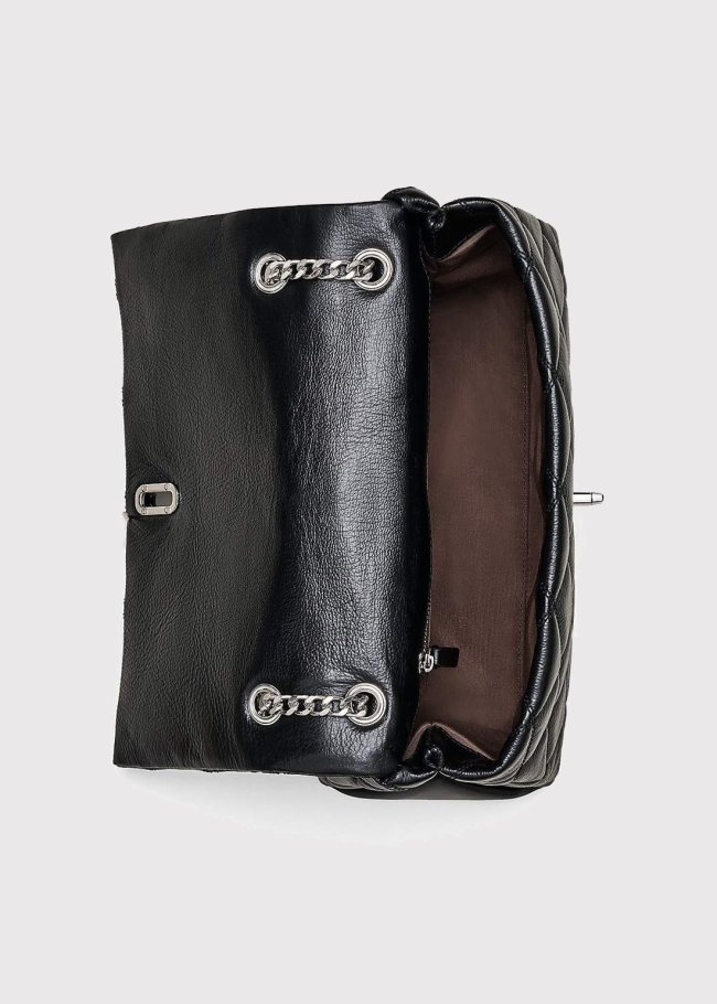 The dual chain black