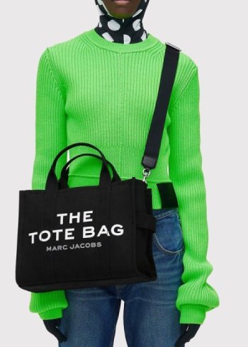 The medium tote black 2
