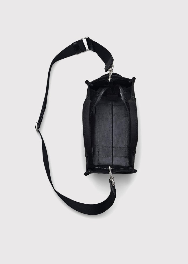 The small tote black