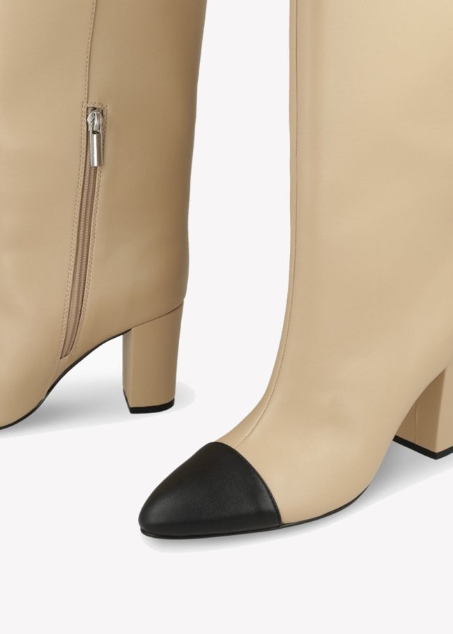 bota beige punt negra