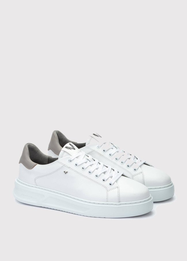 sullivan deportiva blanco