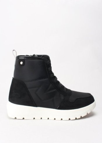 botin negro cordones