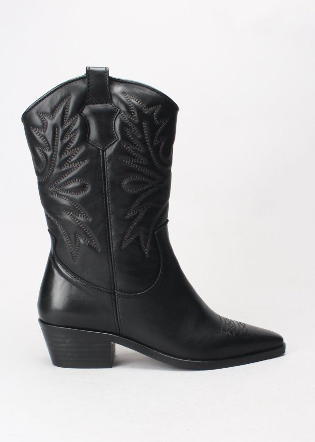 bota pespunte piel negro