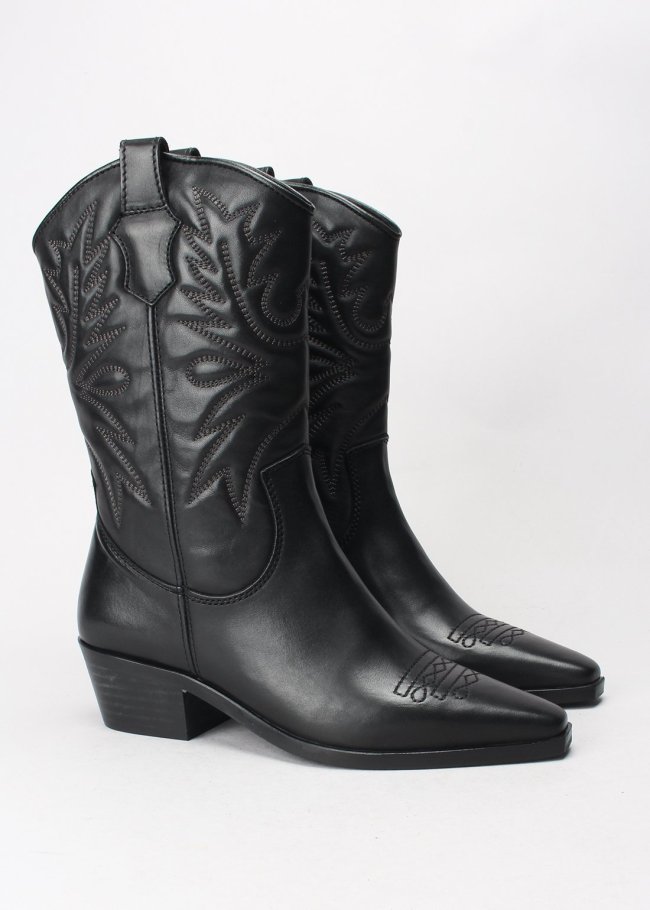 bota pespunte piel negro