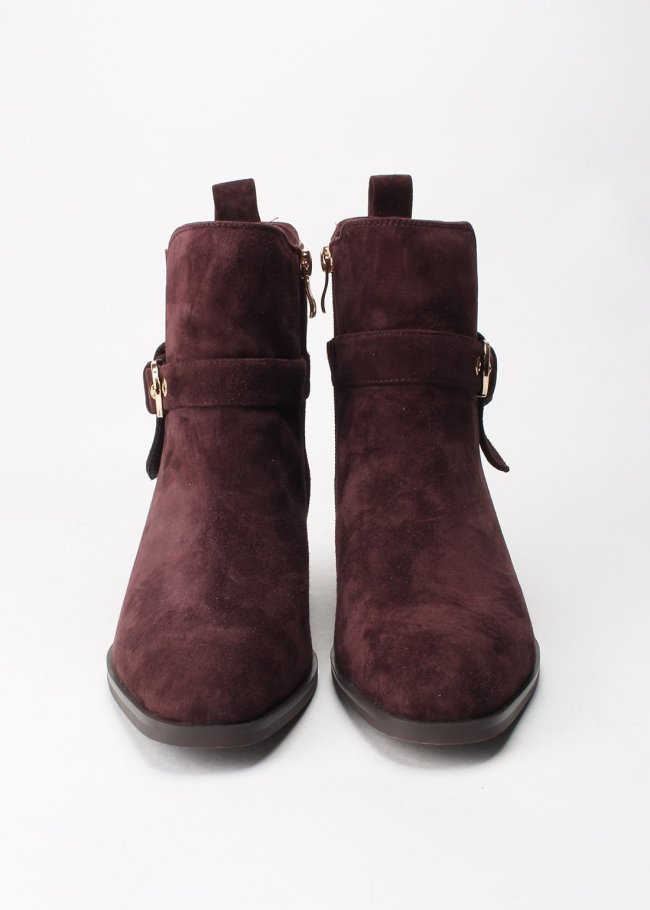 botin hebilla ante amaranto